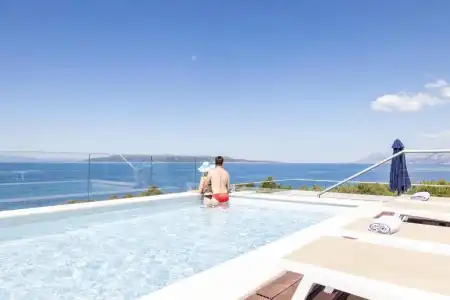 Romana Beach Apartments - 25