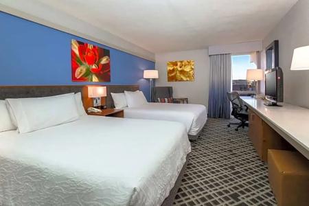 Hilton Garden Inn Dallas/Market Center - 75