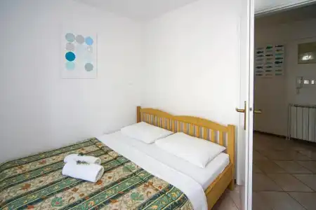 Apartments and Rooms Degra - 73