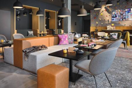 Moxy Dresden Neustadt - 18