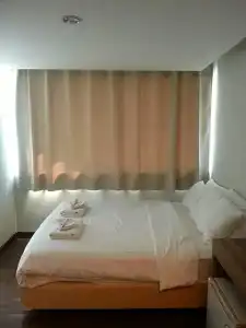 Nantra Silom - 44