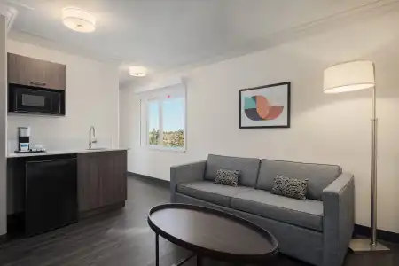 Holiday Inn VICTORIA – ELK LAKE by IHG - 34