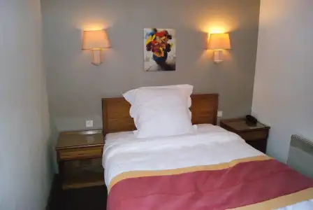 Hôtel 1er Consul Rouen - 92