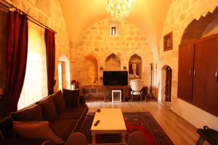 Tuğhan - 150