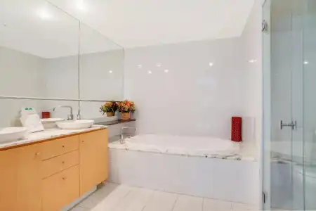 Aria Apartments - 442