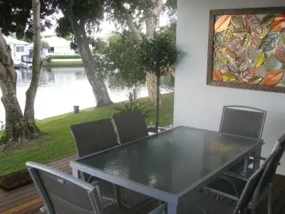 Noosa Entrance Waterfront Resort - 97