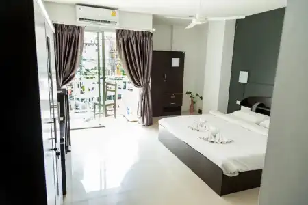 Happy Fish Guest House - 14
