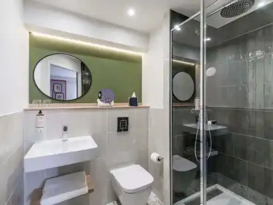 Mercure Chartres Est - 184