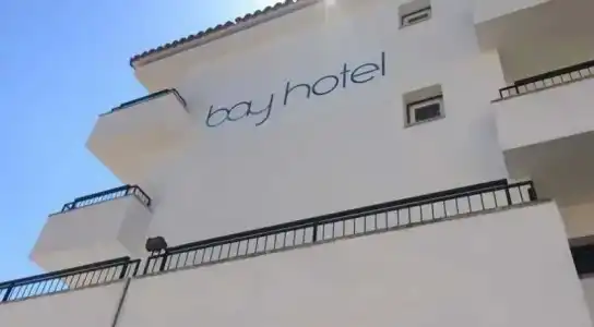 Bay - 0