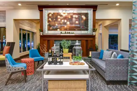 Hilton Garden Inn Toronto/Burlington - 17