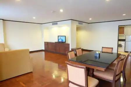 Omni Tower Sukhumvit Nana by Compass Hospitality - 23