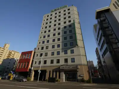 Route Inn Sapporo Kitayojo - 17