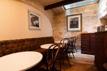 The Burrow Guest House - 20