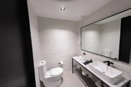 Fulton Business Luxury - 6