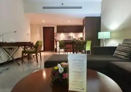 Phoenix Plaza Apartments - 21