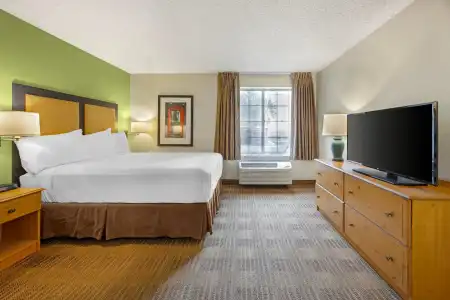 MainStay Suites Las Vegas Convention Center - 6