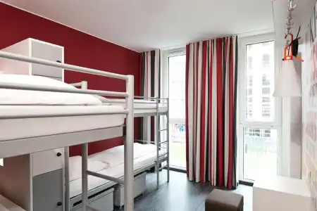 Generator Berlin Alexanderplatz - 49