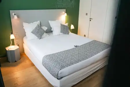 Globe et Cecil Hôtel - 3