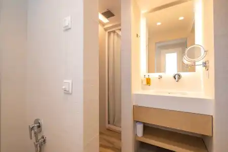 Mirablue Luxury Residences - 91