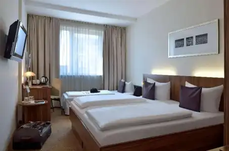 B&B Berlin City-Ost - 25