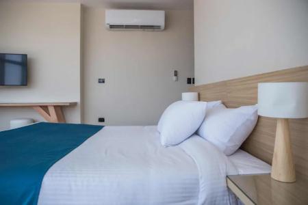 Redcon Suites - 135