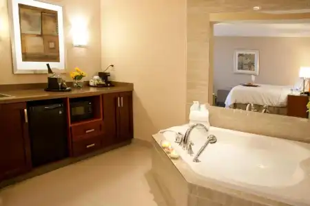 Hampton Inn by Hilton Brampton Toronto - 38
