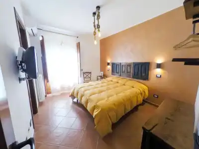 B&B Le Ginestre - 85
