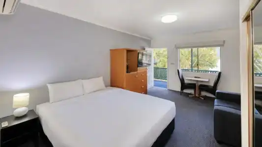 Best Western Cattle City Motor Inn - 79