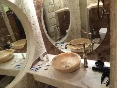 Oread Cave Suites - 220