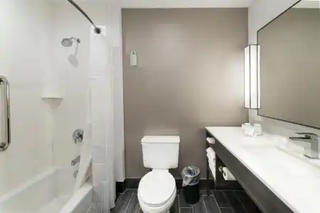 Hilton Garden Inn Las Colinas - 57