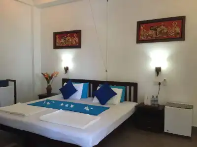 Blue Sky Beach Resort - 2
