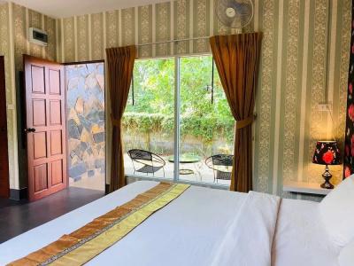 Canal Resort - 99