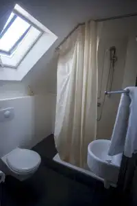 Loki 101 Guesthouse - 6