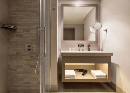 Billionaire Ramada Plaza by Wyndham Batumi - 24