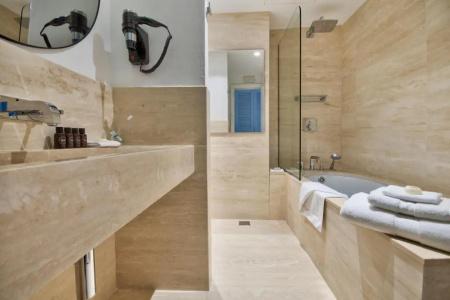 66 Saint Paul's & Spa - 8