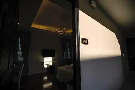 Merchant Villa - 36