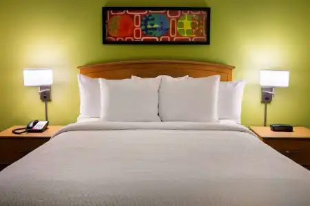 Sonesta Simply Suites Phoenix Scottsdale - 31
