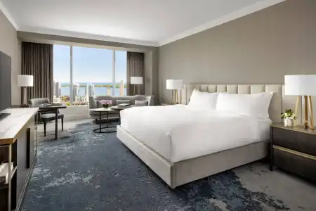 The Ritz-Carlton, Toronto - 36