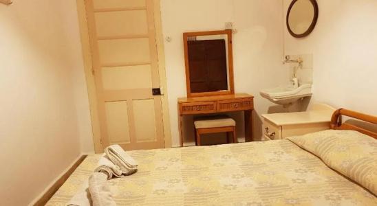 TRIANON Hostel - Central Paphos Old Town - 18