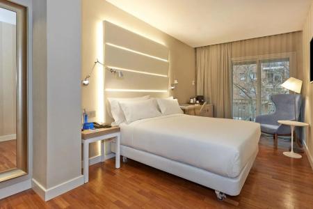 NH Barcelona les Corts - 8