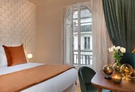 Artemisia Montmartre - 60