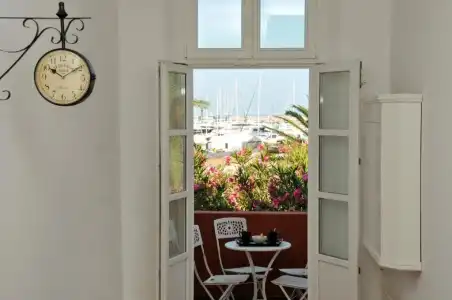 Le Petit Chateau - 34
