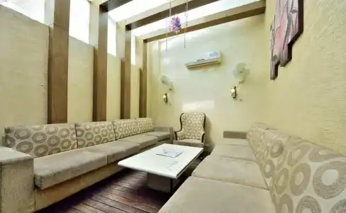 Taksh Inn - 13