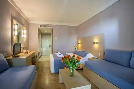 Louis Ledra Beach - 26