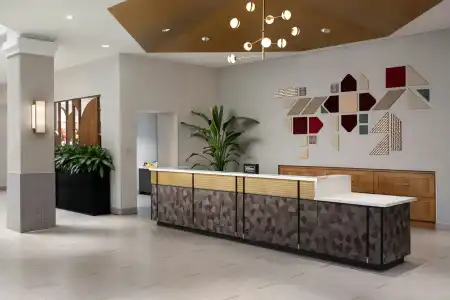 Embassy Suites Lincoln - 1