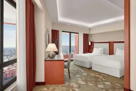 Ramses Hilton - 11