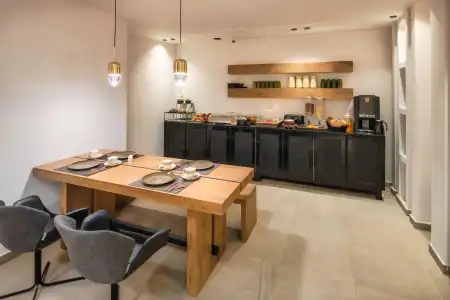 Uma Ray Suites - 13
