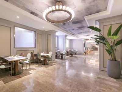 Mercure Xi'an Downtown - 14