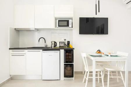Cozy Corner Luxury Apartments - 41