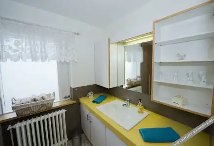 Guesthouse Dyngja - 9
